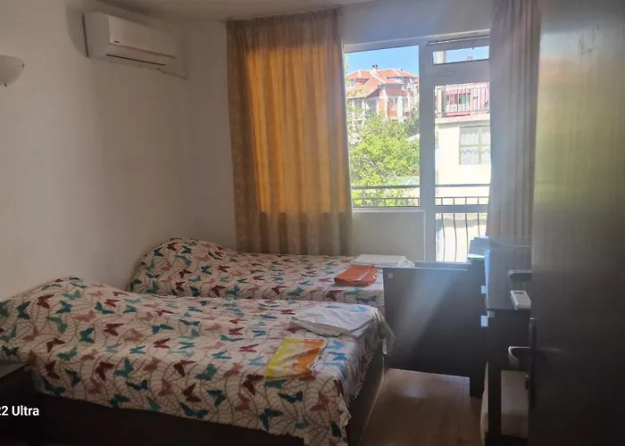 Къща За Гости Ravda 3* 拉夫达