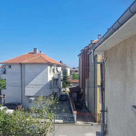 Къща за гости Ravda 3* Равда