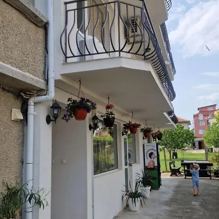 Къща за гости Ravda